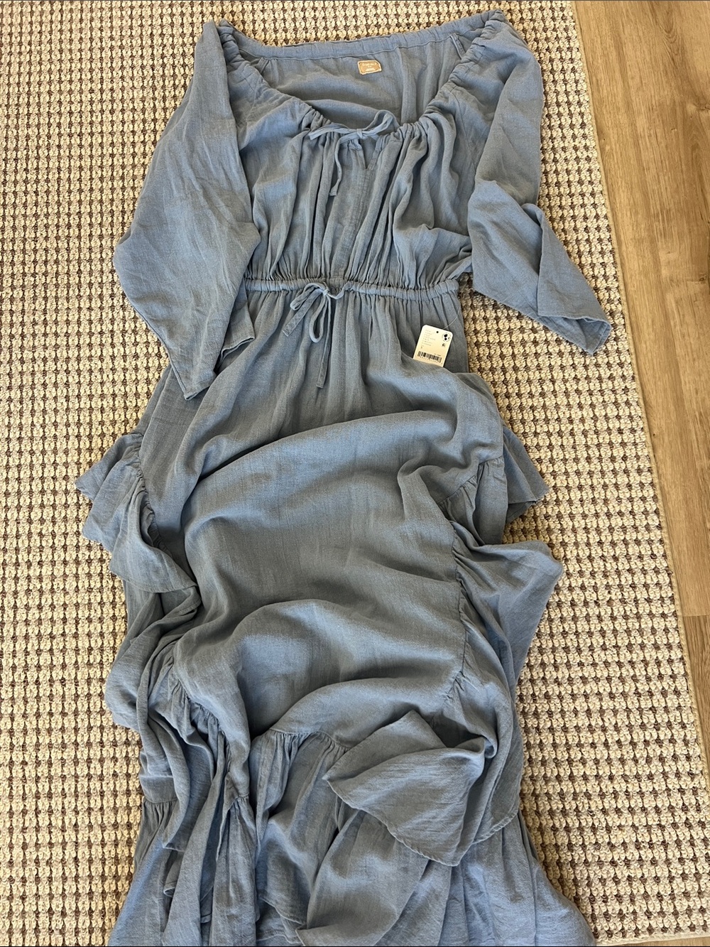 Free People women’s maxi dress, NWT, great condition and material